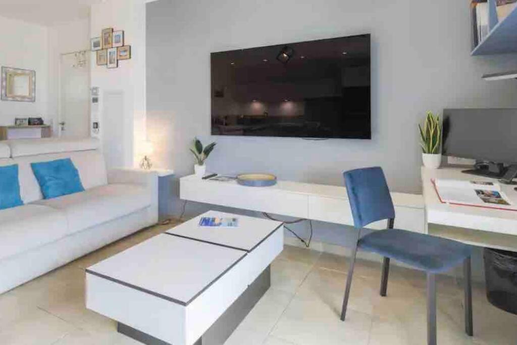 Logement Moderne Luxueux Parking Ac Cote De La Mer Nice Eksteriør billede