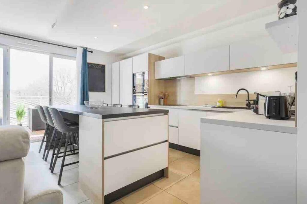 Logement Moderne Luxueux Parking Ac Cote De La Mer Nice Eksteriør billede